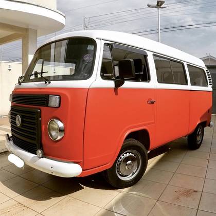 VOLKSWAGEN KOMBI 1.4 MI STD 8V FLEX 4P MANUAL